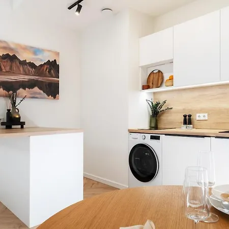 Modern & New 1br With Sofa Bed & Balcony Tallin